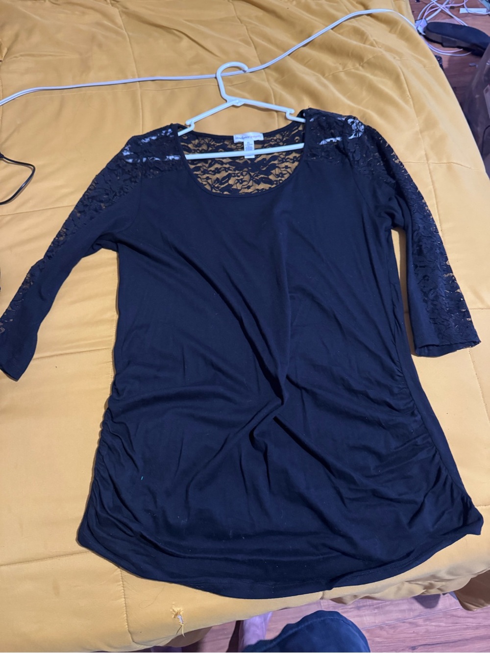 Women's Black Lace Sleeve Scoop Neck maternity Top